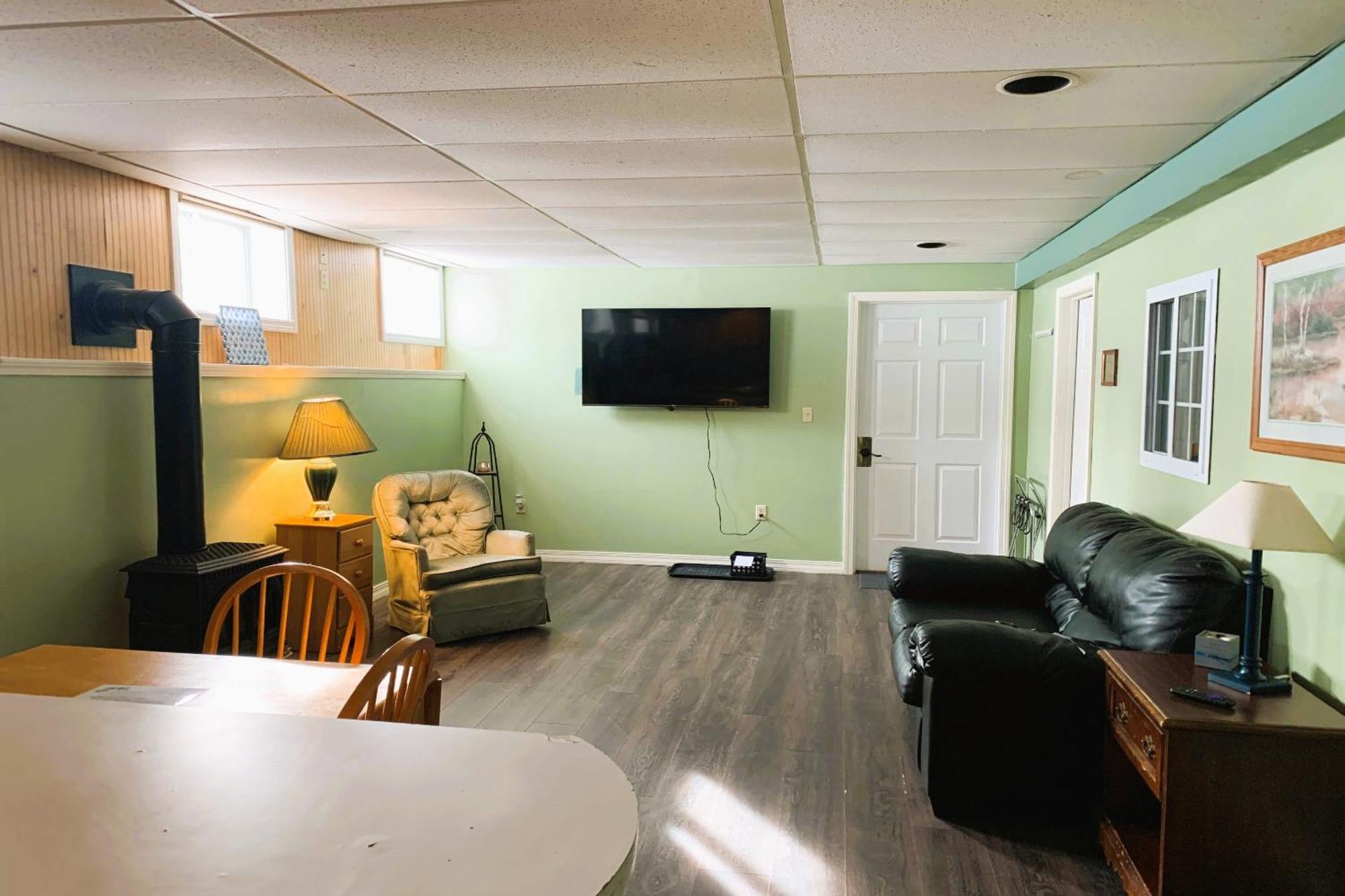 Love Hotels St John River By Oyo At Fort Kent Me Saint John Plantation Exterior photo